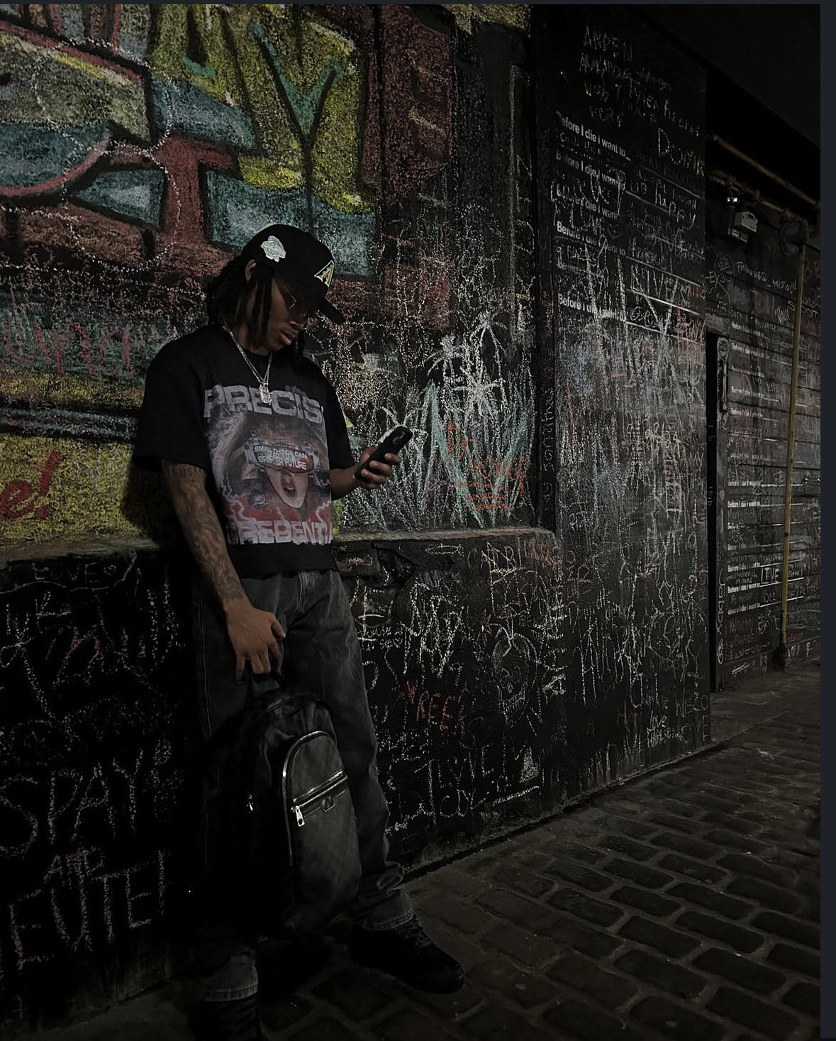 BLACK CREDENTIALS T-SHIRTS